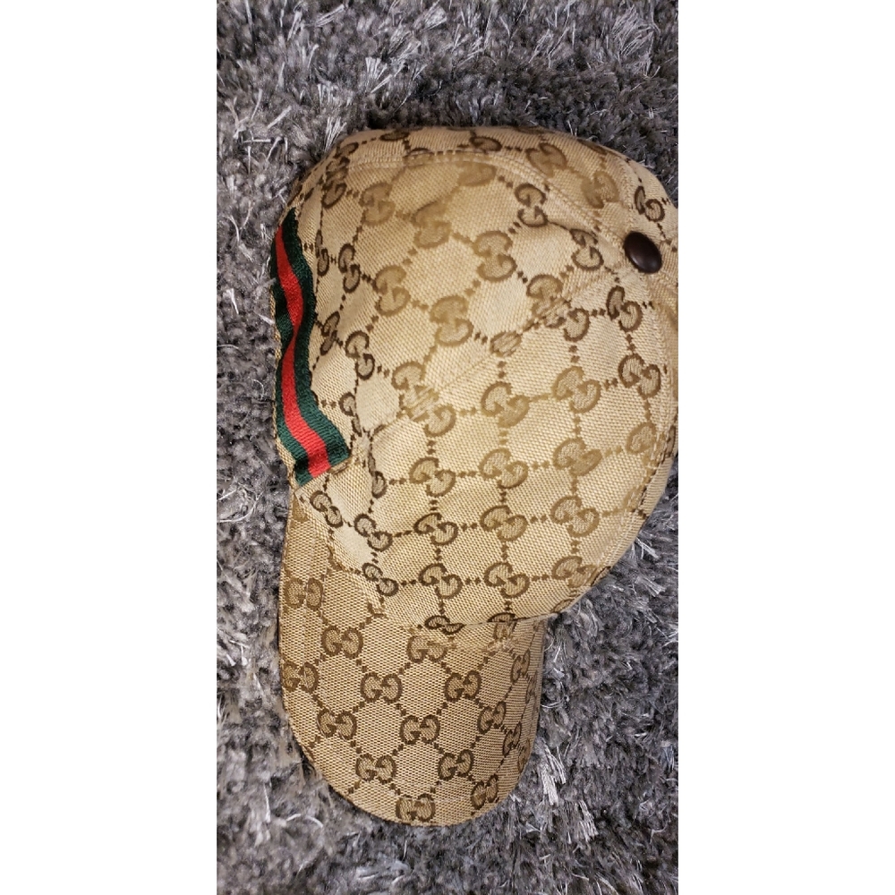 Gucci Baseball hat (new)